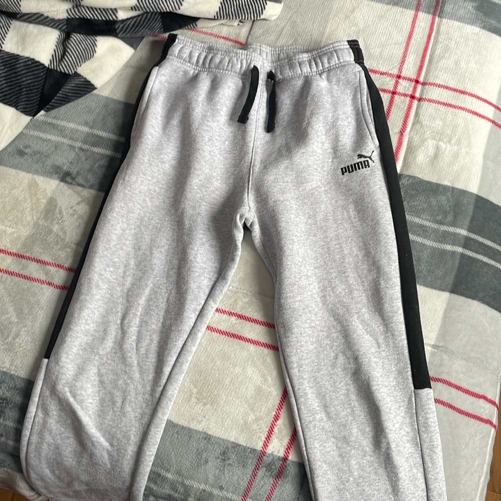 Puma sweetpants